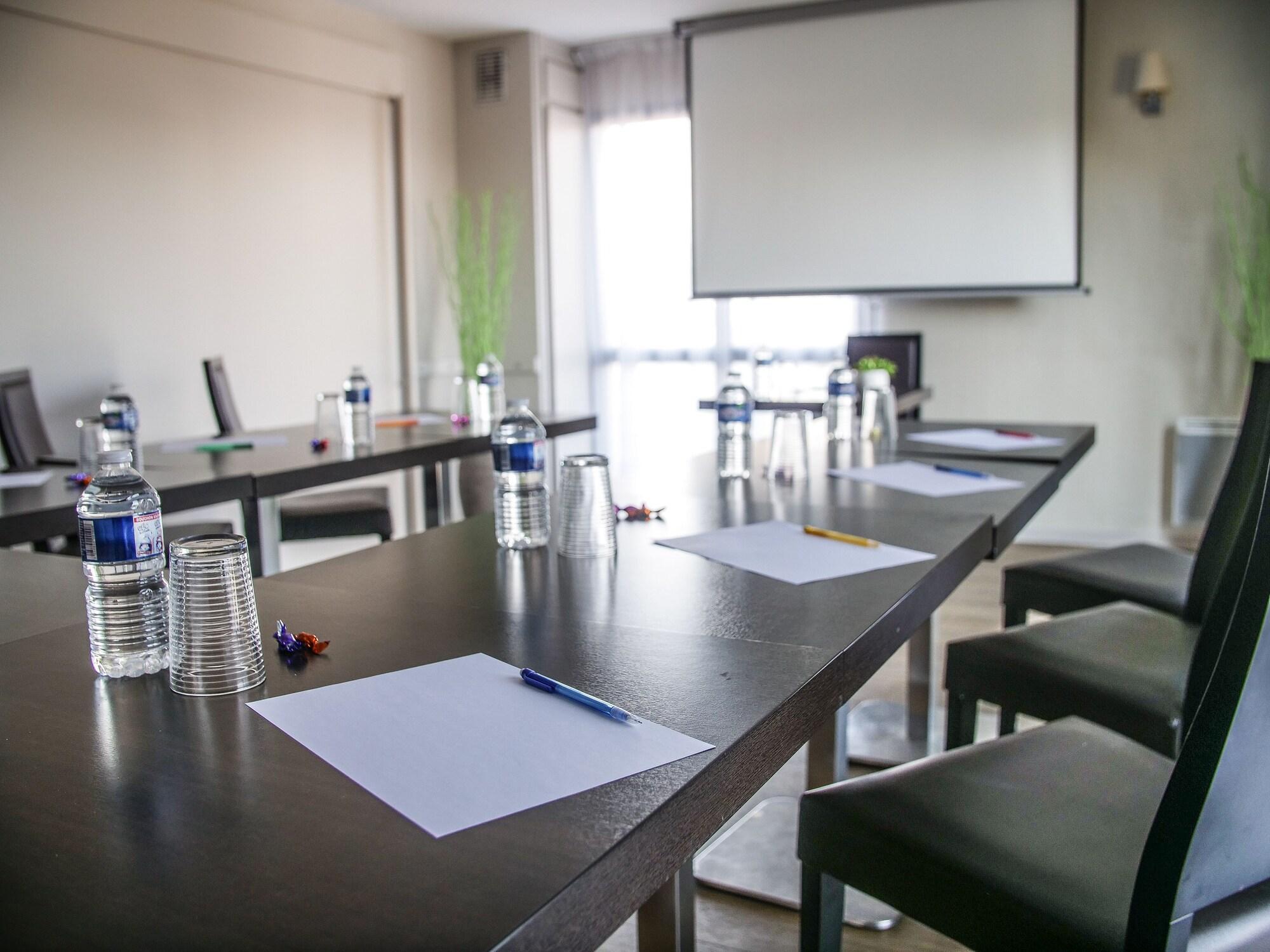 Hotel Inn Design Resto Novo Le Mans Arnage Dış mekan fotoğraf